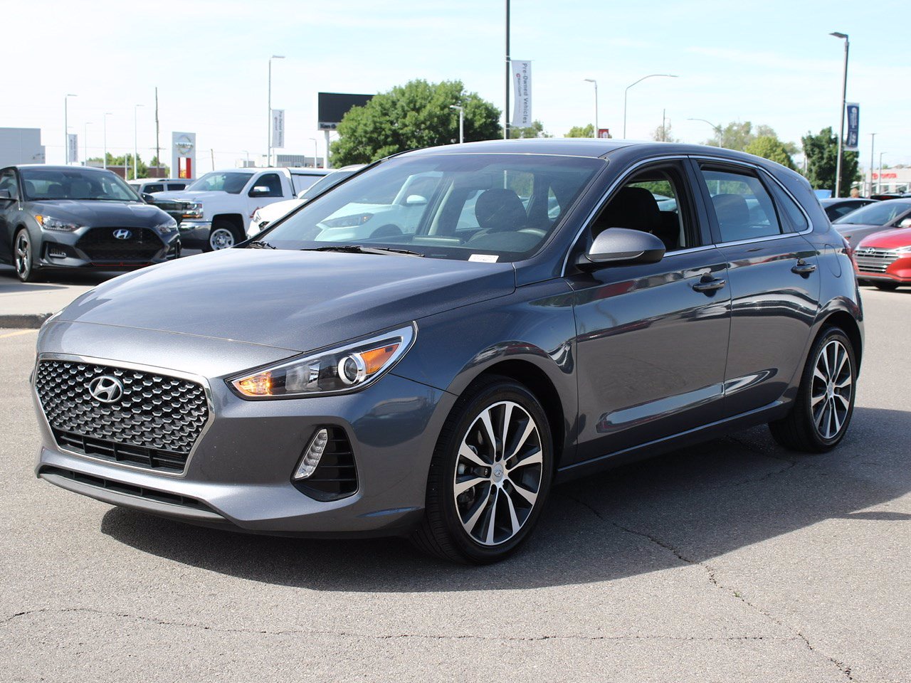 Pre-Owned 2018 Hyundai Elantra GT 5DR HB AT FWD Hatchback